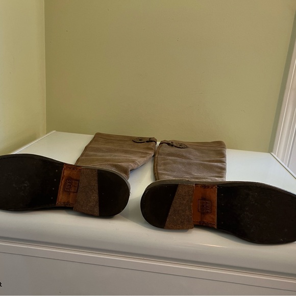 Frye OTK Boots, Brown, Size 7 - Picture 7 of 10